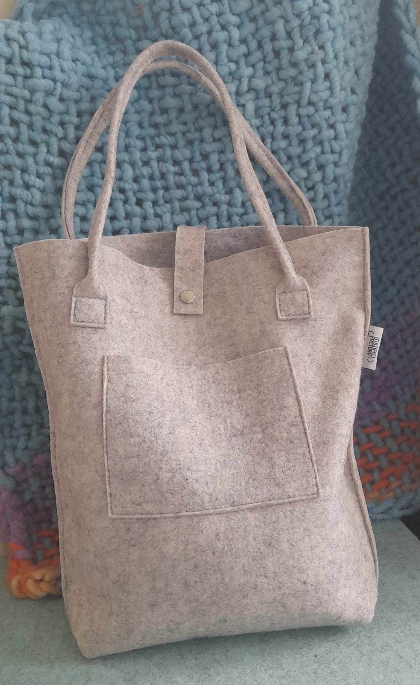 Wool shopper bag